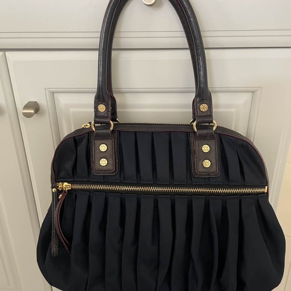 MZ Wallace Navy Bedford Bea Pleated Satchel Bag EUC  w/ neutral lining. AWESOME - Picture 7 of 16